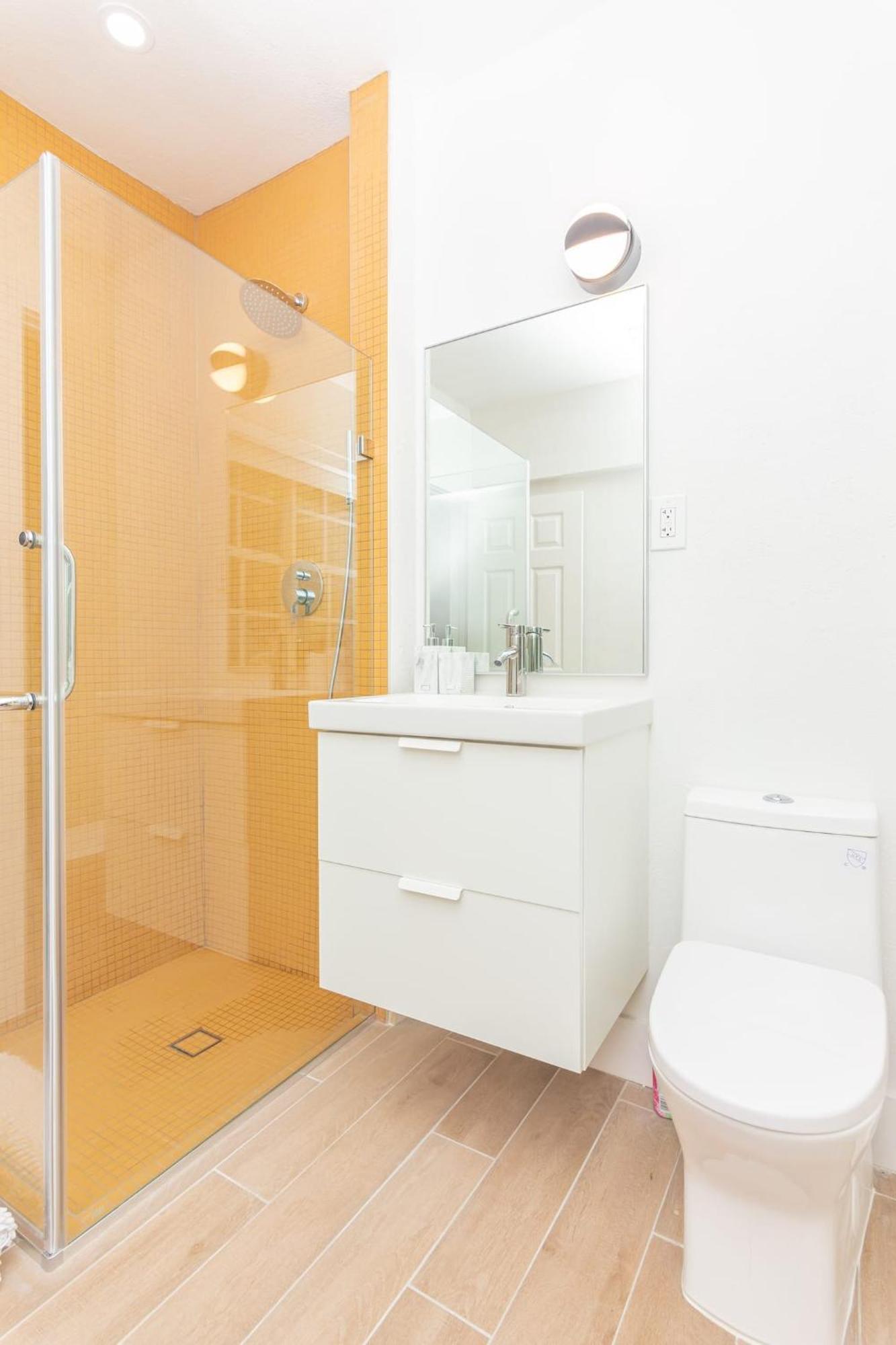 Large Stylish Studio Apartment In El Portal #3 Miami Eksteriør billede